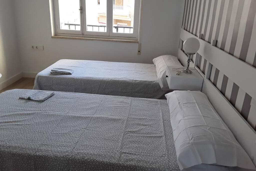Piso En Primera Linea Con Wifi Y Vistas Al Mar Lo Pagán Exterior foto