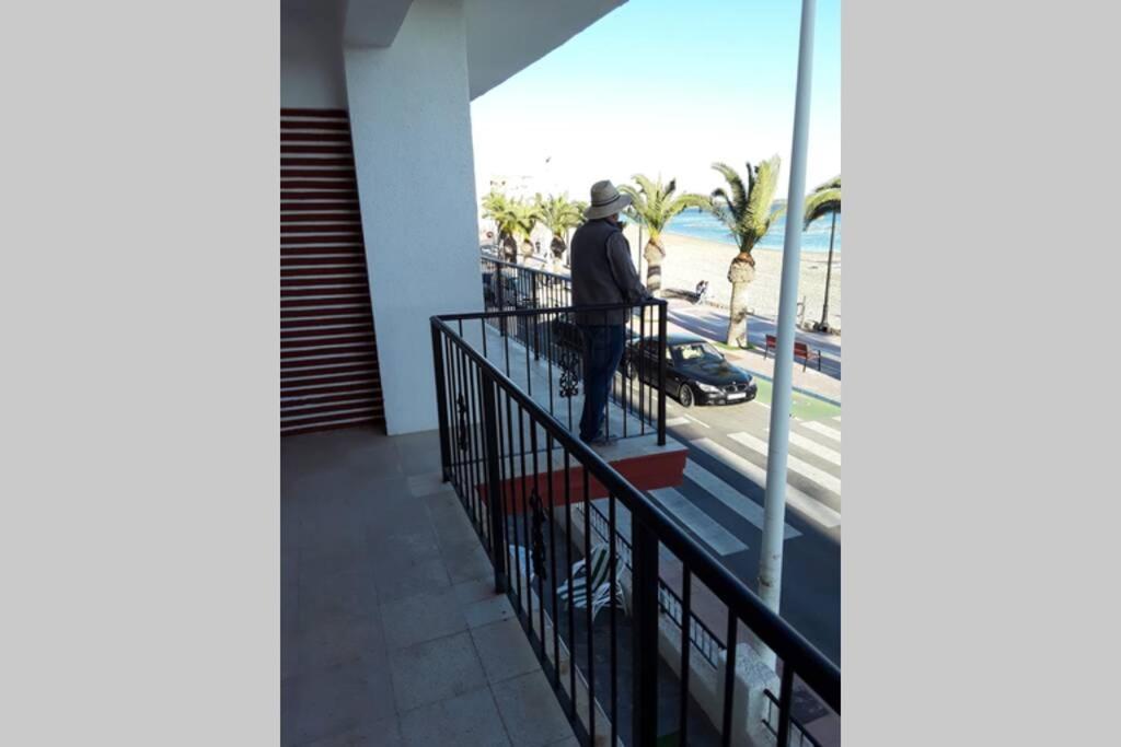 Piso En Primera Linea Con Wifi Y Vistas Al Mar Lo Pagán Exterior foto